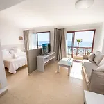 Prope Mare 4*