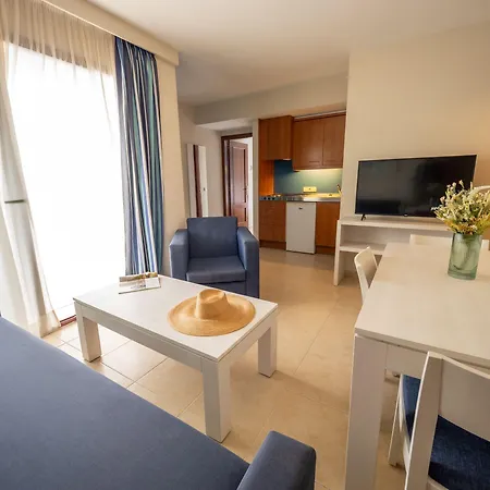 Aparthotel Prope Mare 3*
