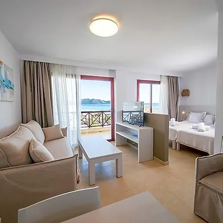 Prope Mare 3*